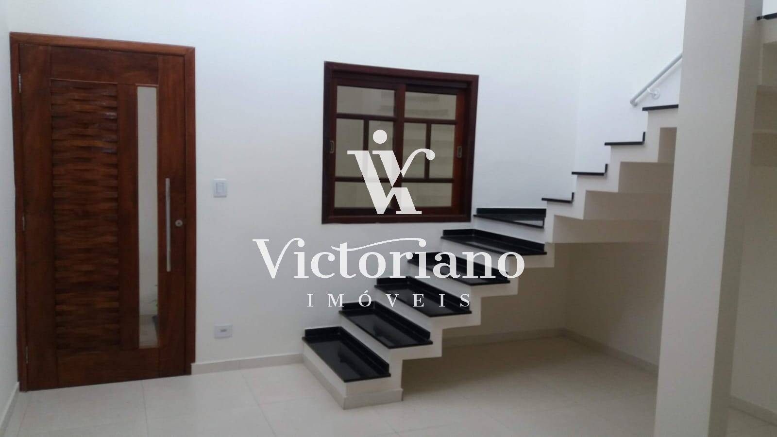 Casa à venda com 3 quartos, 175m² - Foto 3