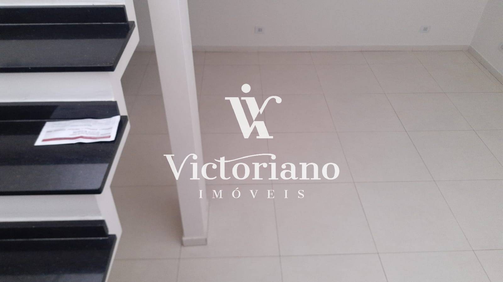 Casa à venda com 3 quartos, 175m² - Foto 4