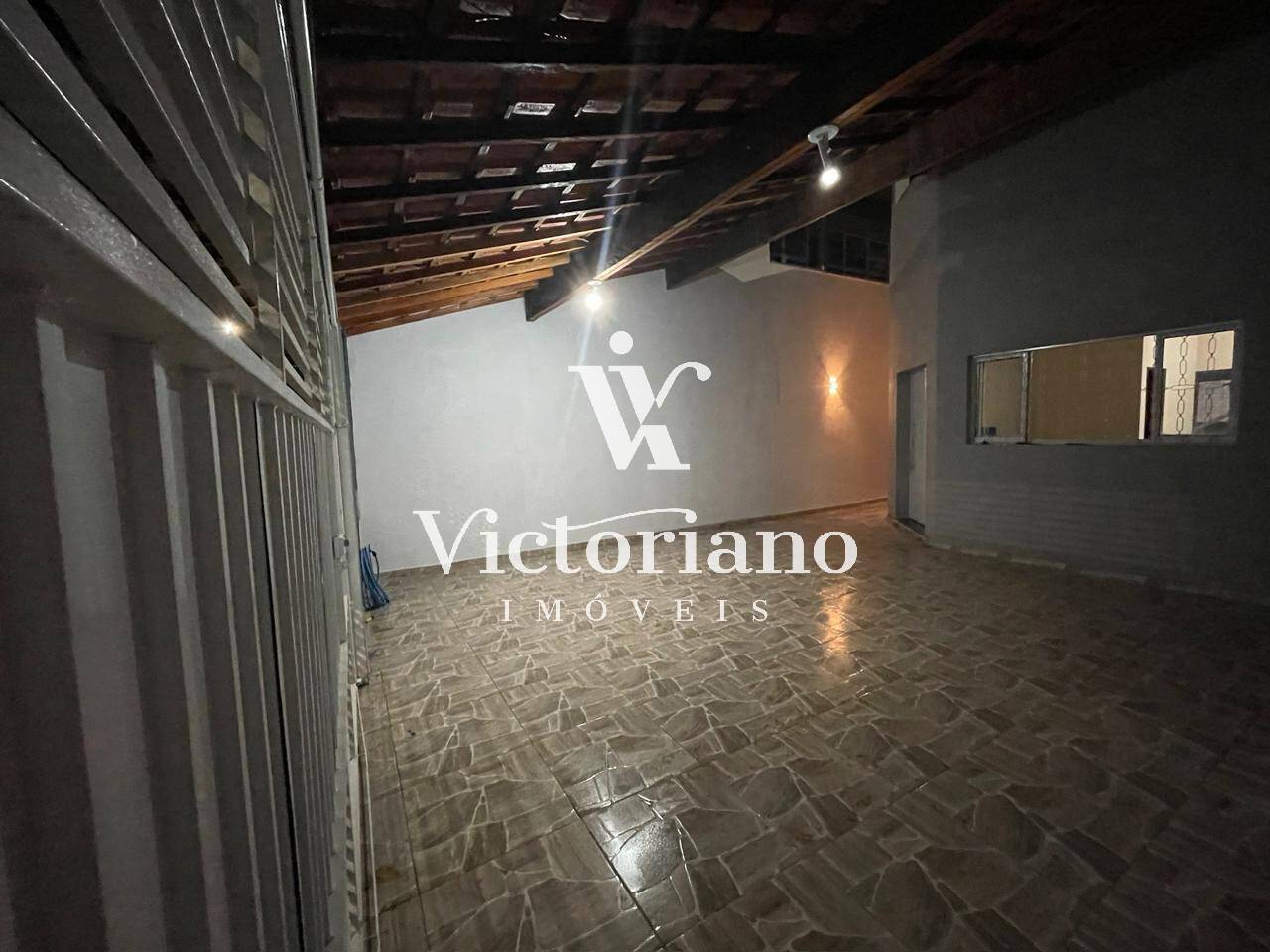 Casa à venda com 3 quartos, 175m² - Foto 3