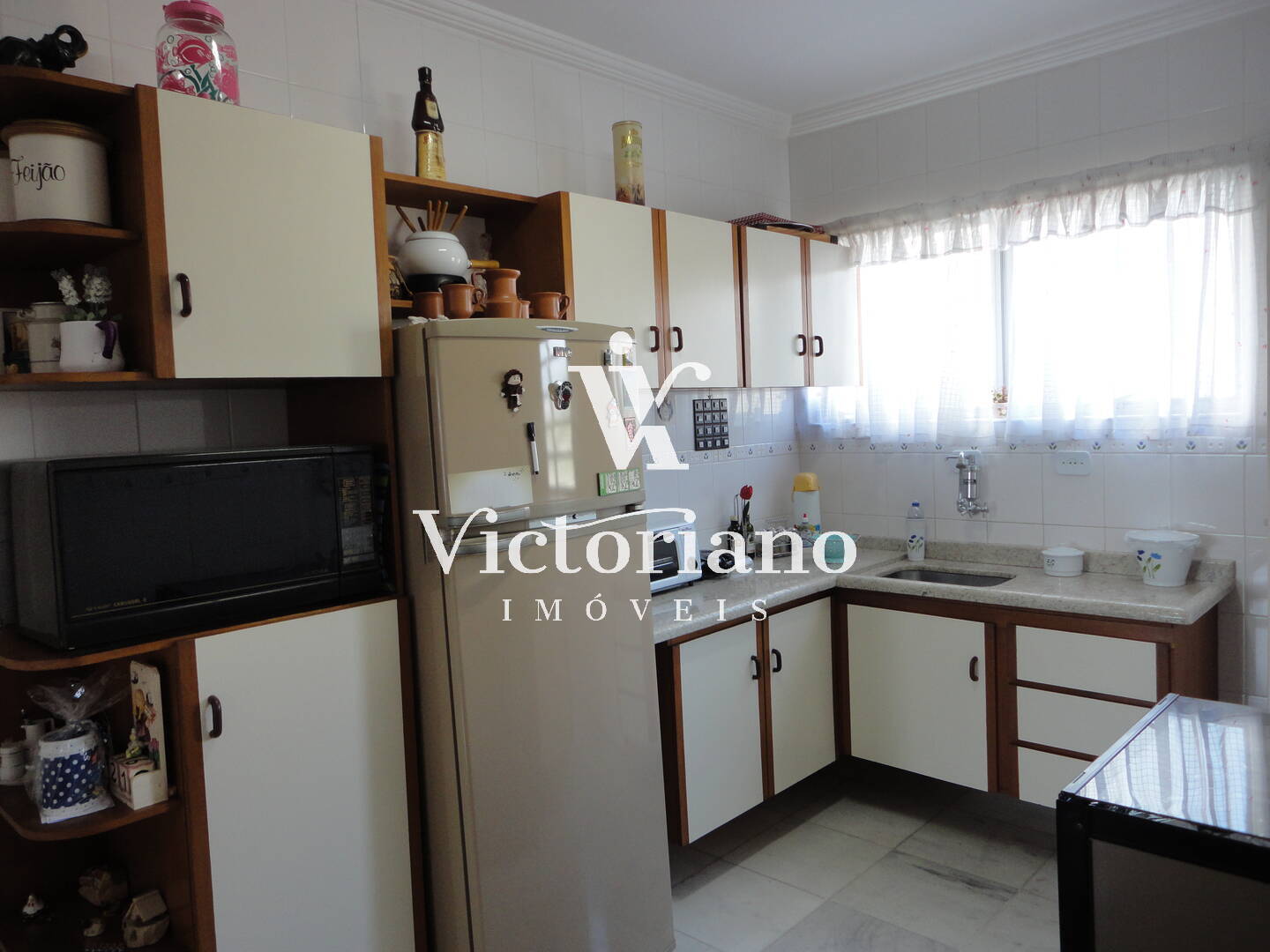 Apartamento à venda com 3 quartos, 98m² - Foto 3