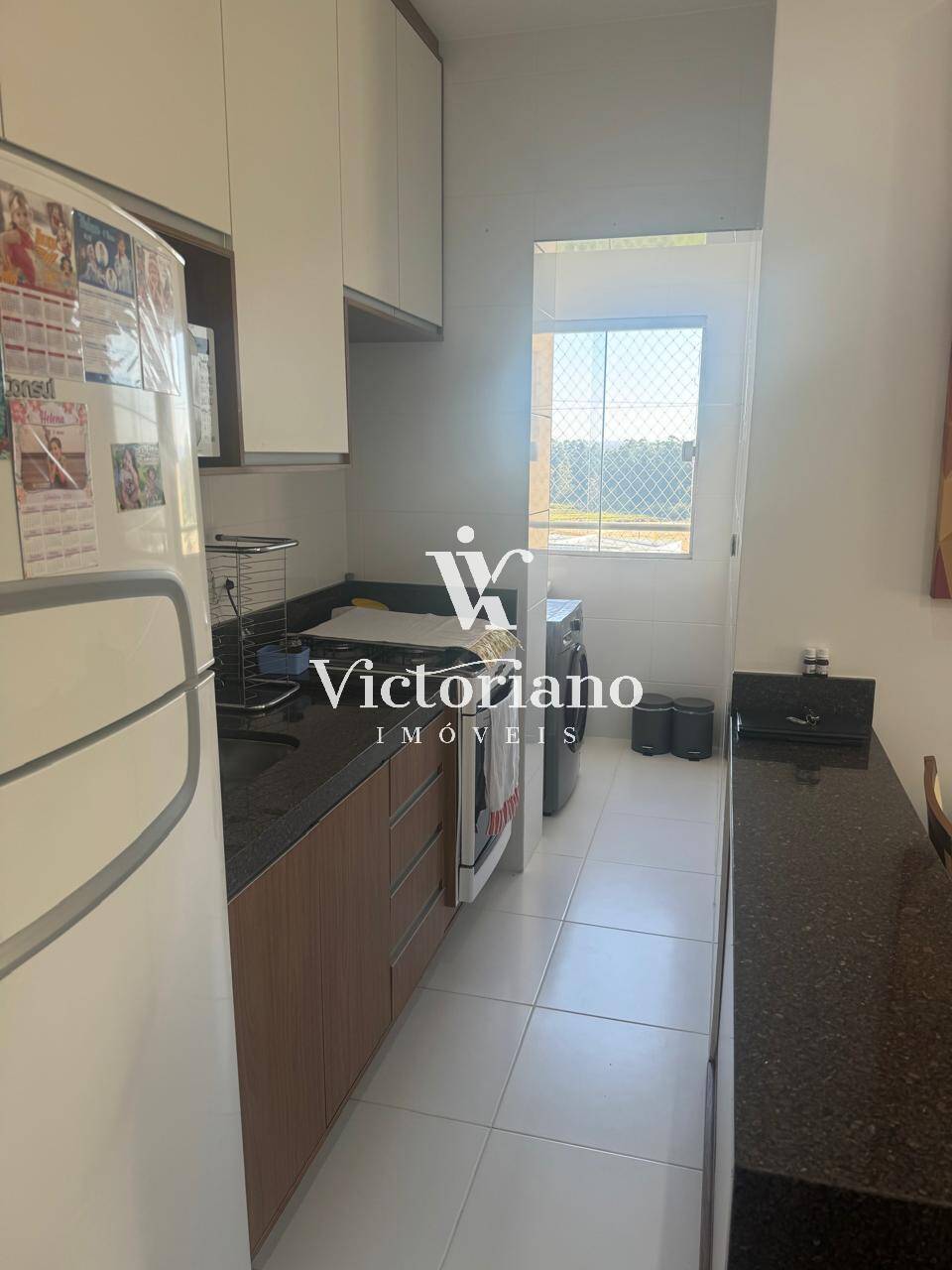 Apartamento à venda com 2 quartos, 64m² - Foto 4