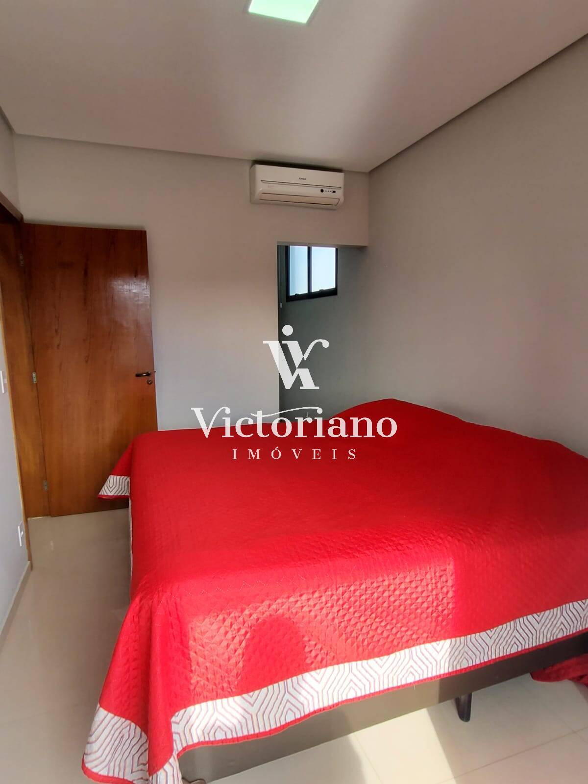 Casa de Condomínio à venda com 3 quartos, 250m² - Foto 19