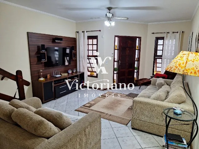 Casa à venda com 3 quartos, 187m² - Foto 4