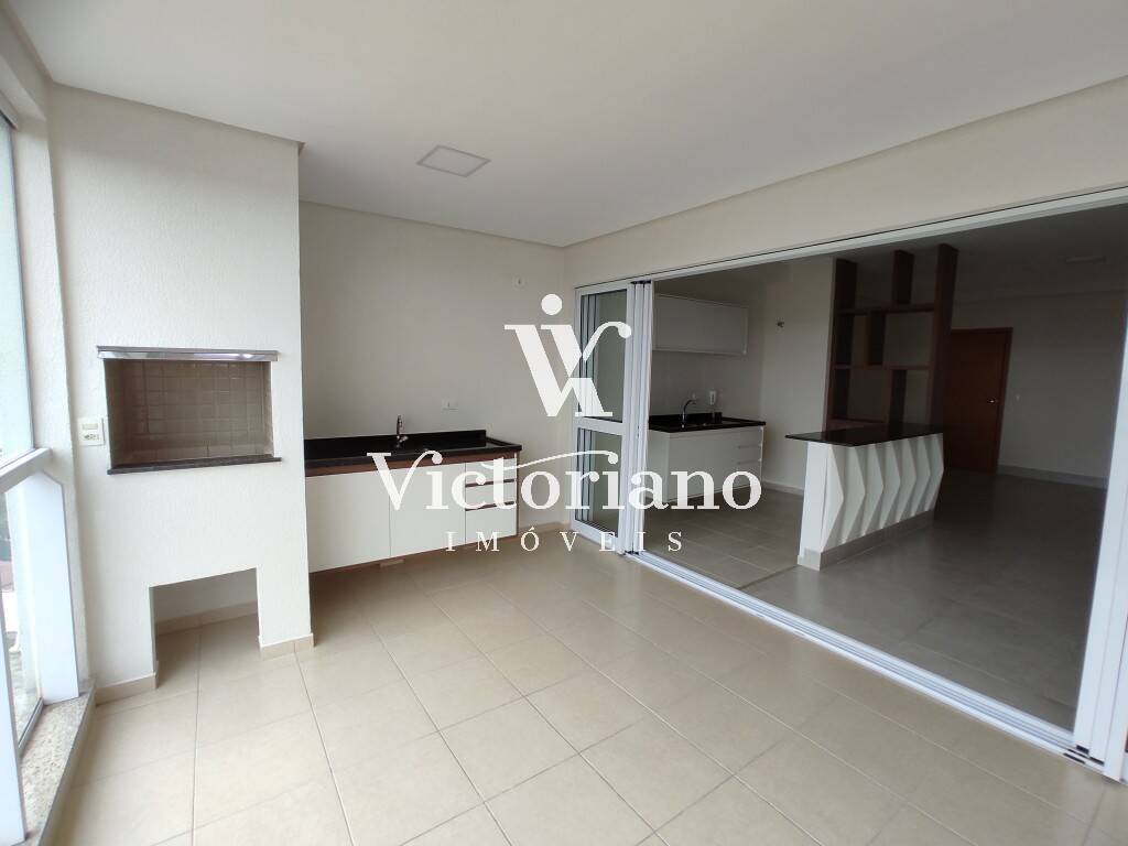 Apartamento à venda com 3 quartos, 97m² - Foto 2