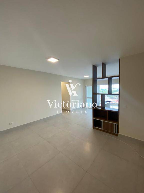 Apartamento à venda com 3 quartos, 97m² - Foto 9