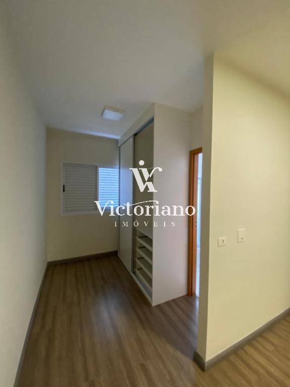 Apartamento à venda com 3 quartos, 97m² - Foto 11