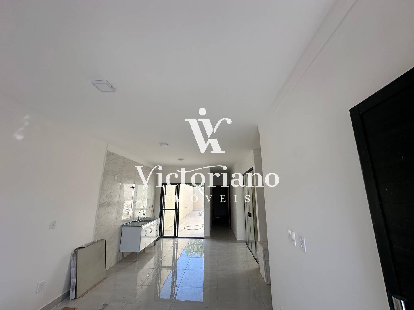 Casa à venda com 3 quartos, 175m² - Foto 3