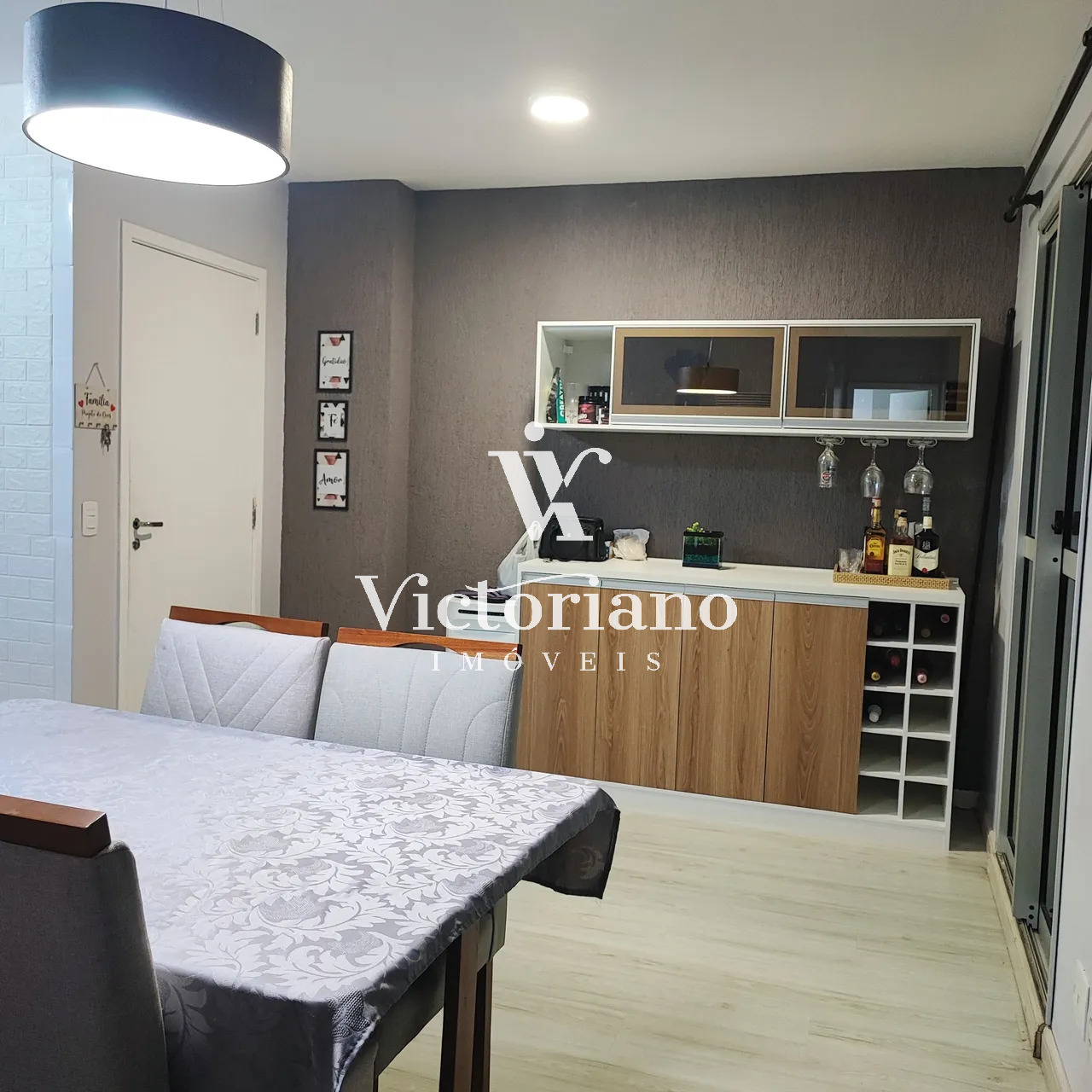 Apartamento à venda com 2 quartos, 63m² - Foto 1