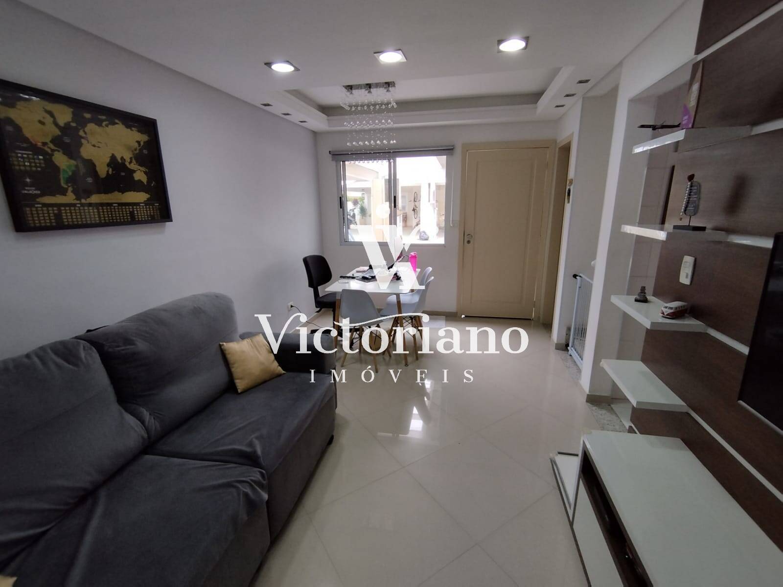 Casa de Condomínio à venda com 3 quartos, 150m² - Foto 2