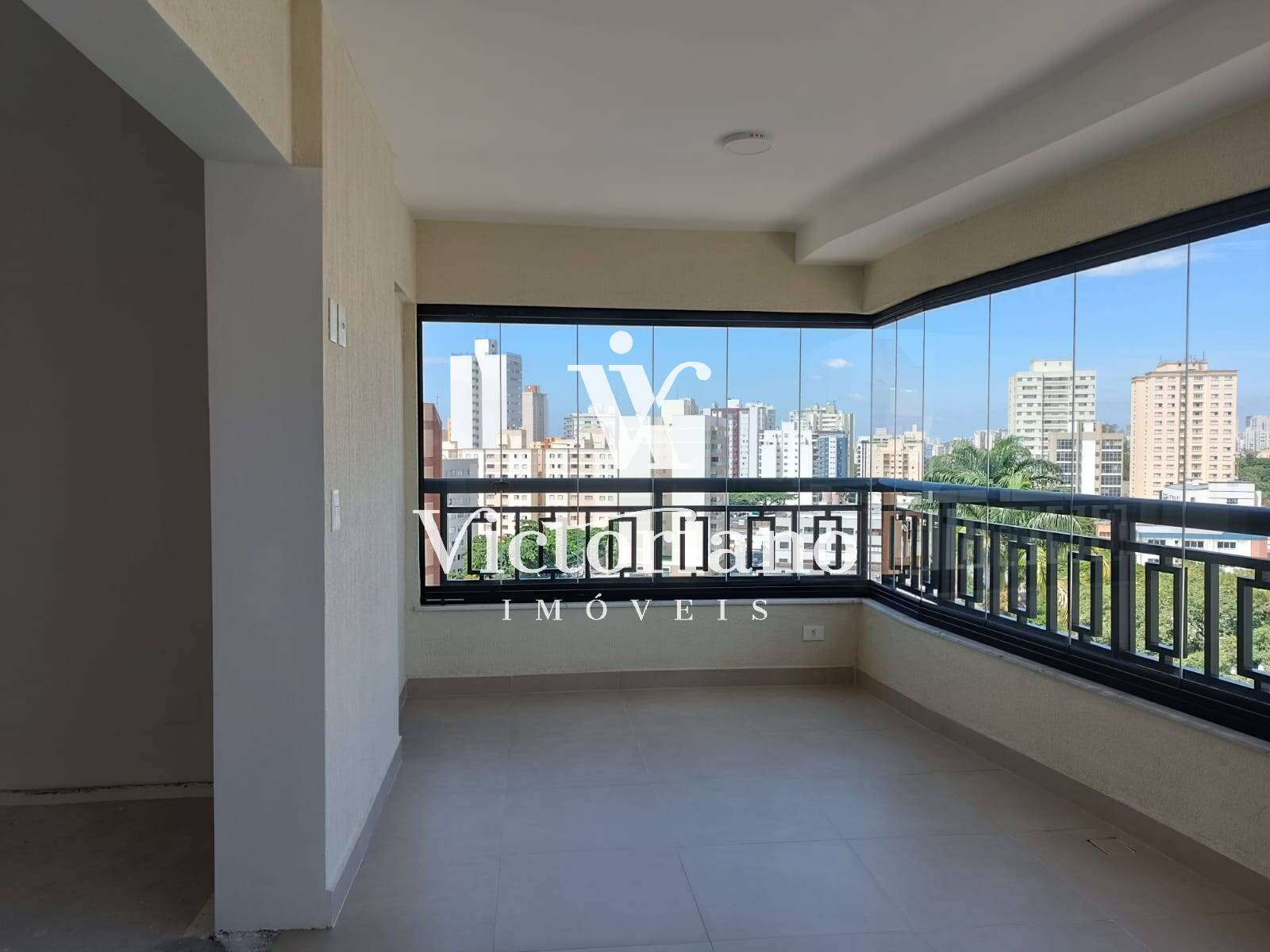 Apartamento à venda com 3 quartos, 92m² - Foto 1