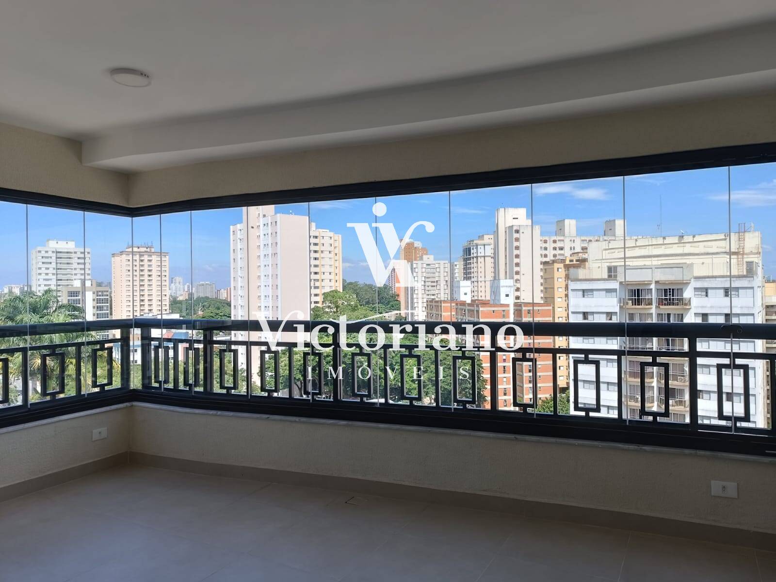 Apartamento à venda com 3 quartos, 92m² - Foto 2