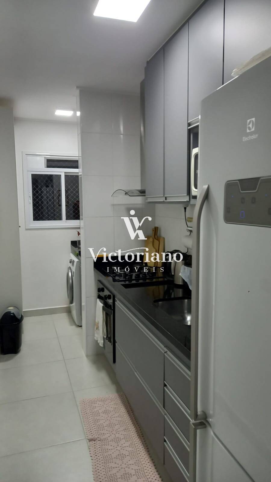 Apartamento à venda com 2 quartos, 62m² - Foto 1