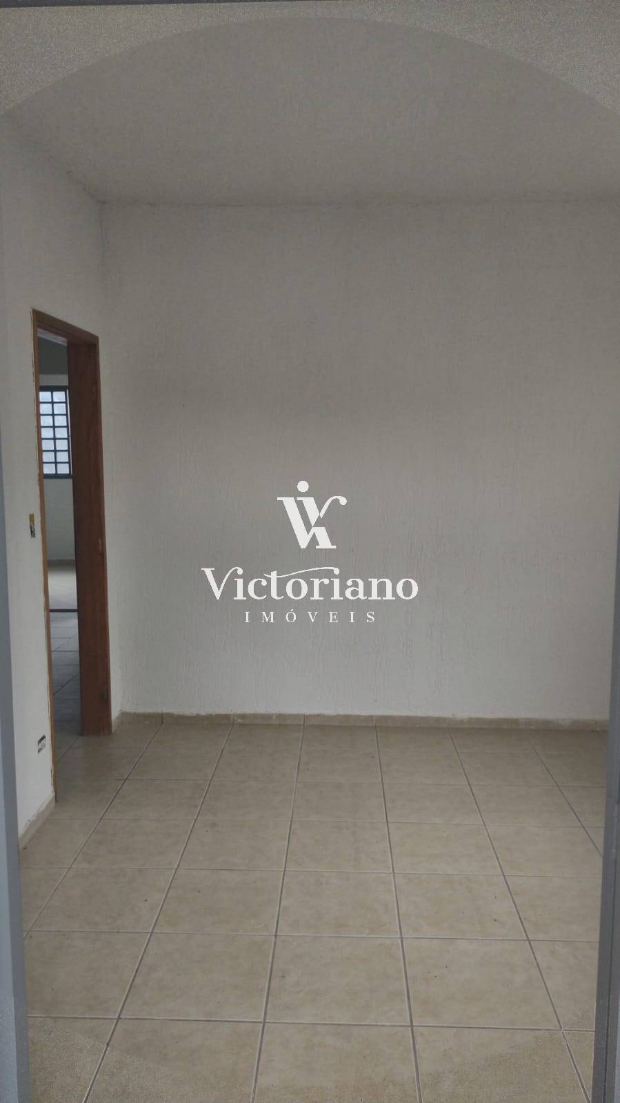 Casa à venda com 3 quartos, 250m² - Foto 3