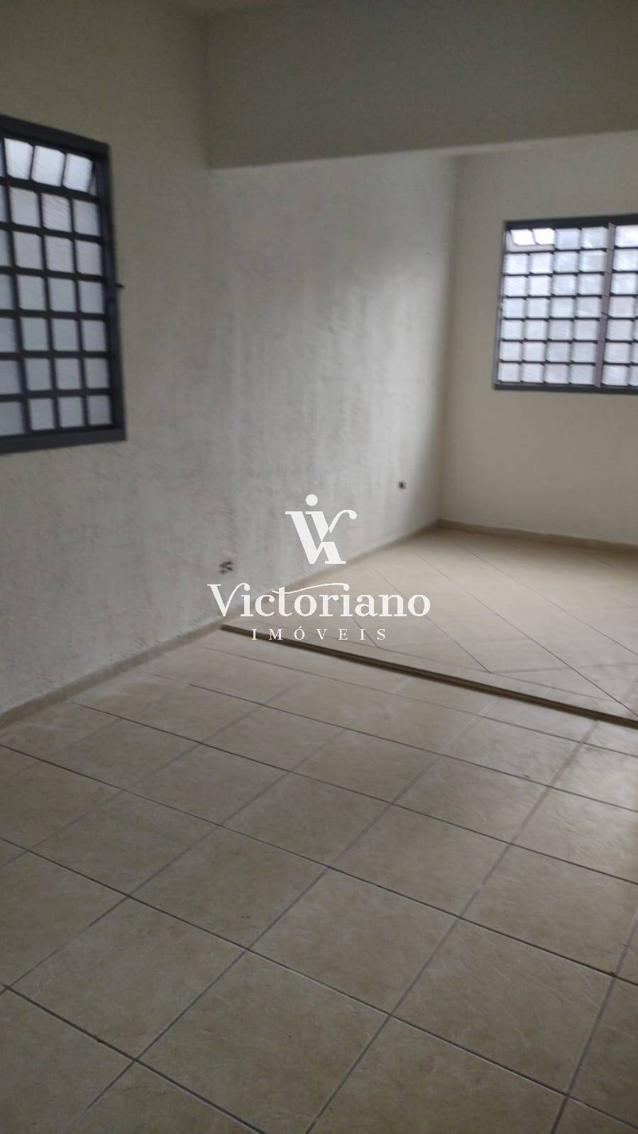 Casa à venda com 3 quartos, 250m² - Foto 11