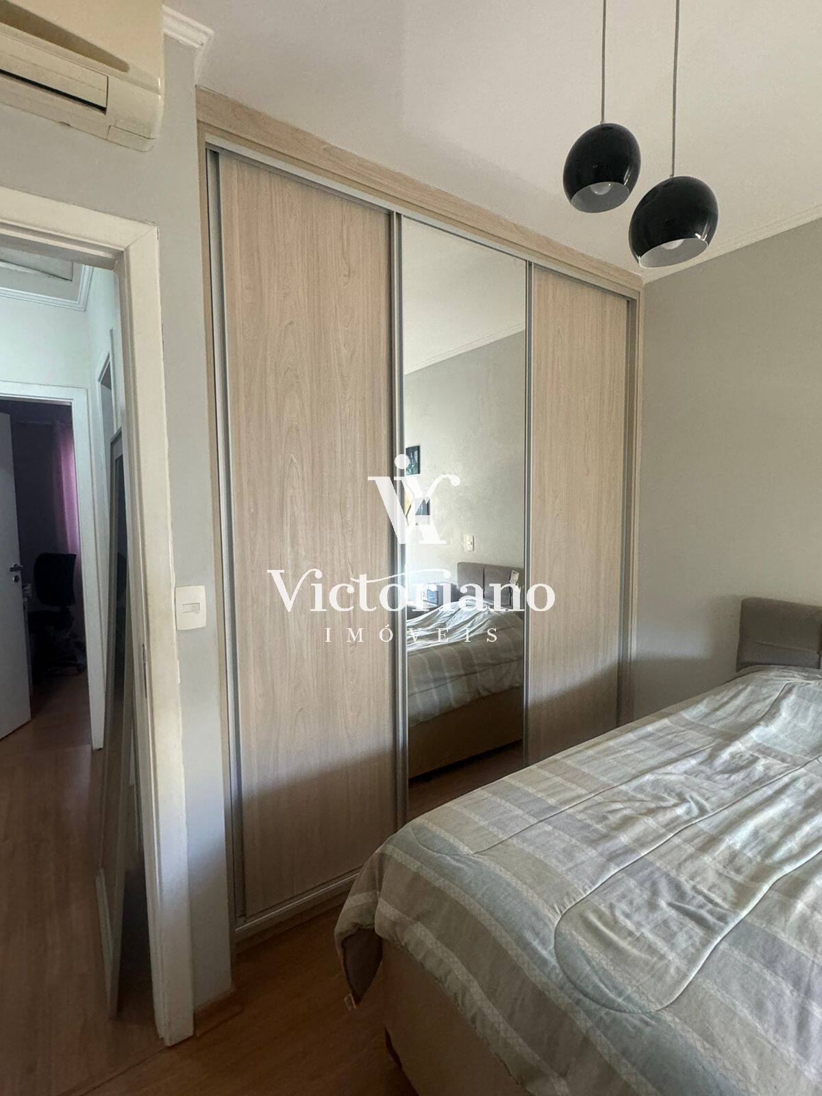 Casa de Condomínio à venda com 4 quartos, 250m² - Foto 15