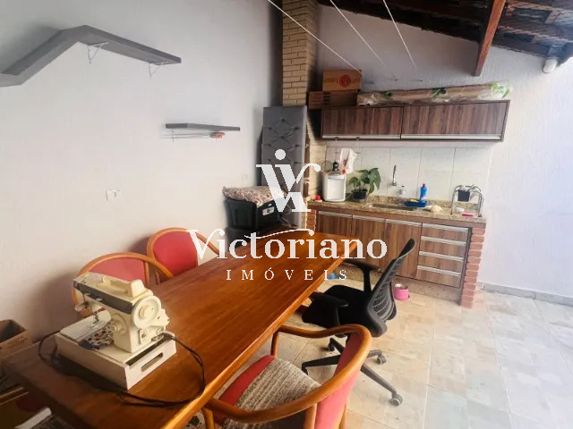 Casa de Condomínio à venda com 3 quartos, 250m² - Foto 8