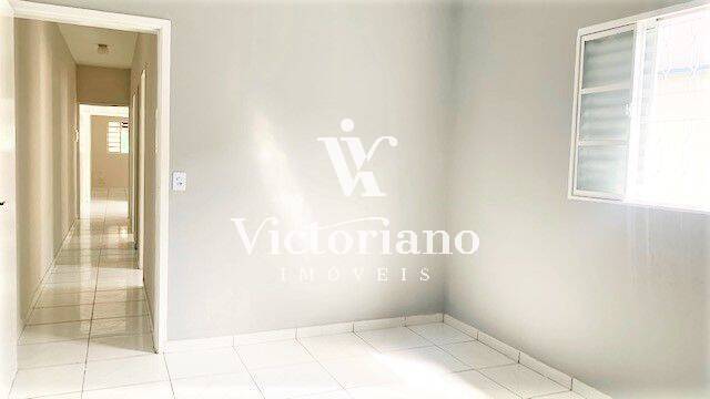 Casa à venda com 3 quartos, 69m² - Foto 15