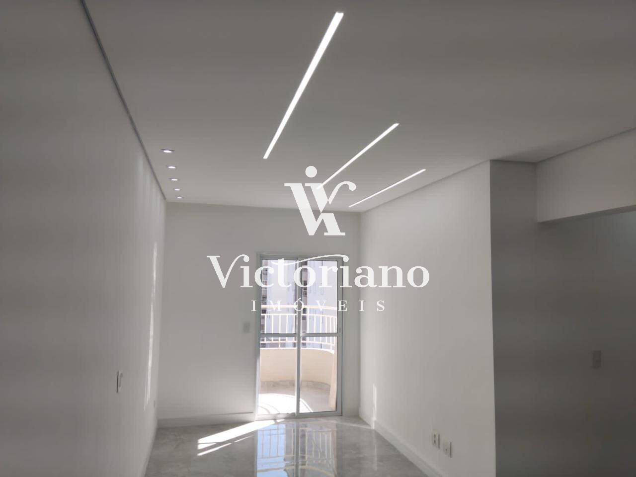 Apartamento à venda com 2 quartos, 64m² - Foto 3