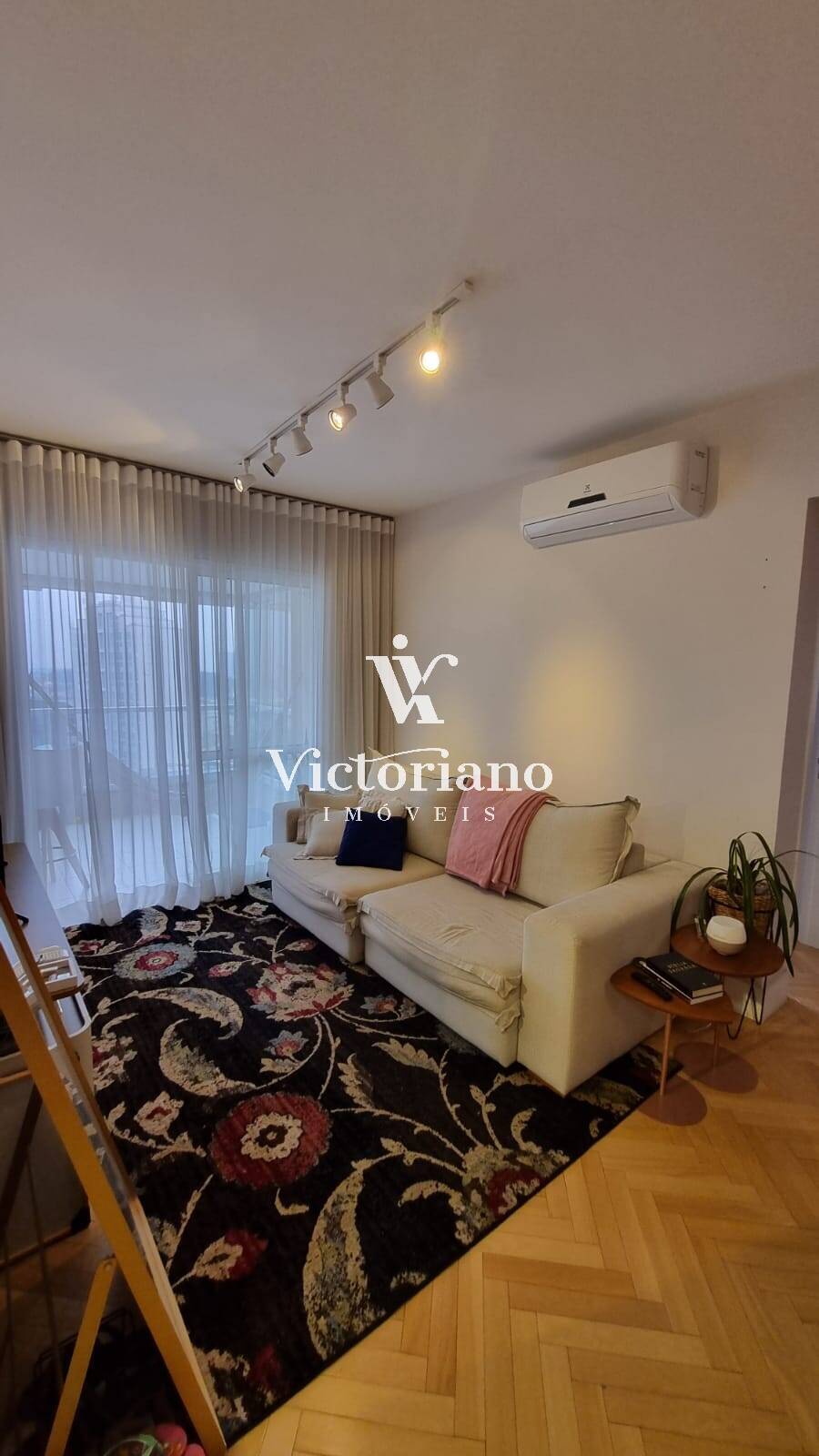 Apartamento à venda com 2 quartos, 78m² - Foto 1