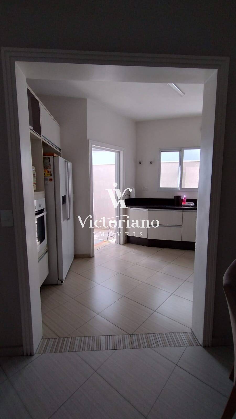 Casa de Condomínio à venda com 3 quartos, 180m² - Foto 11