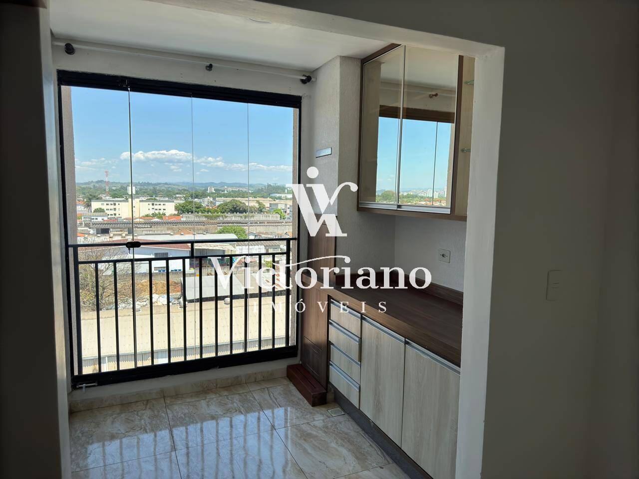 Apartamento para alugar com 2 quartos, 70m² - Foto 4