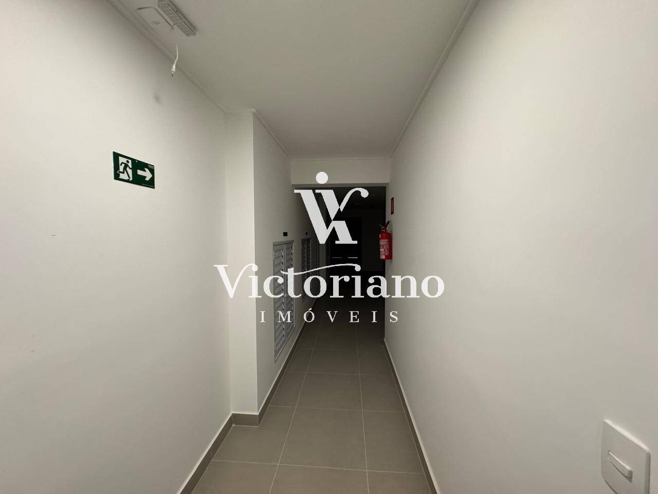 Apartamento à venda com 2 quartos, 68m² - Foto 30