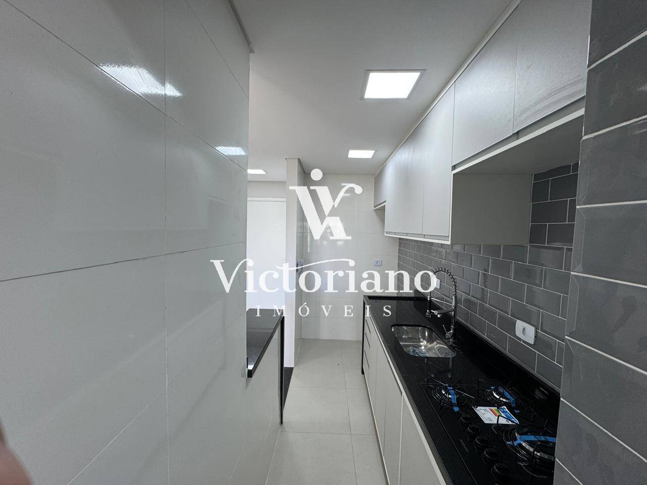 Apartamento à venda com 2 quartos, 58m² - Foto 10