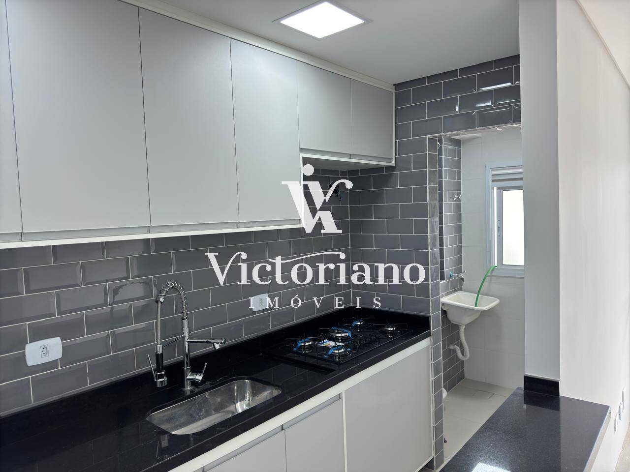 Apartamento à venda com 2 quartos, 58m² - Foto 2