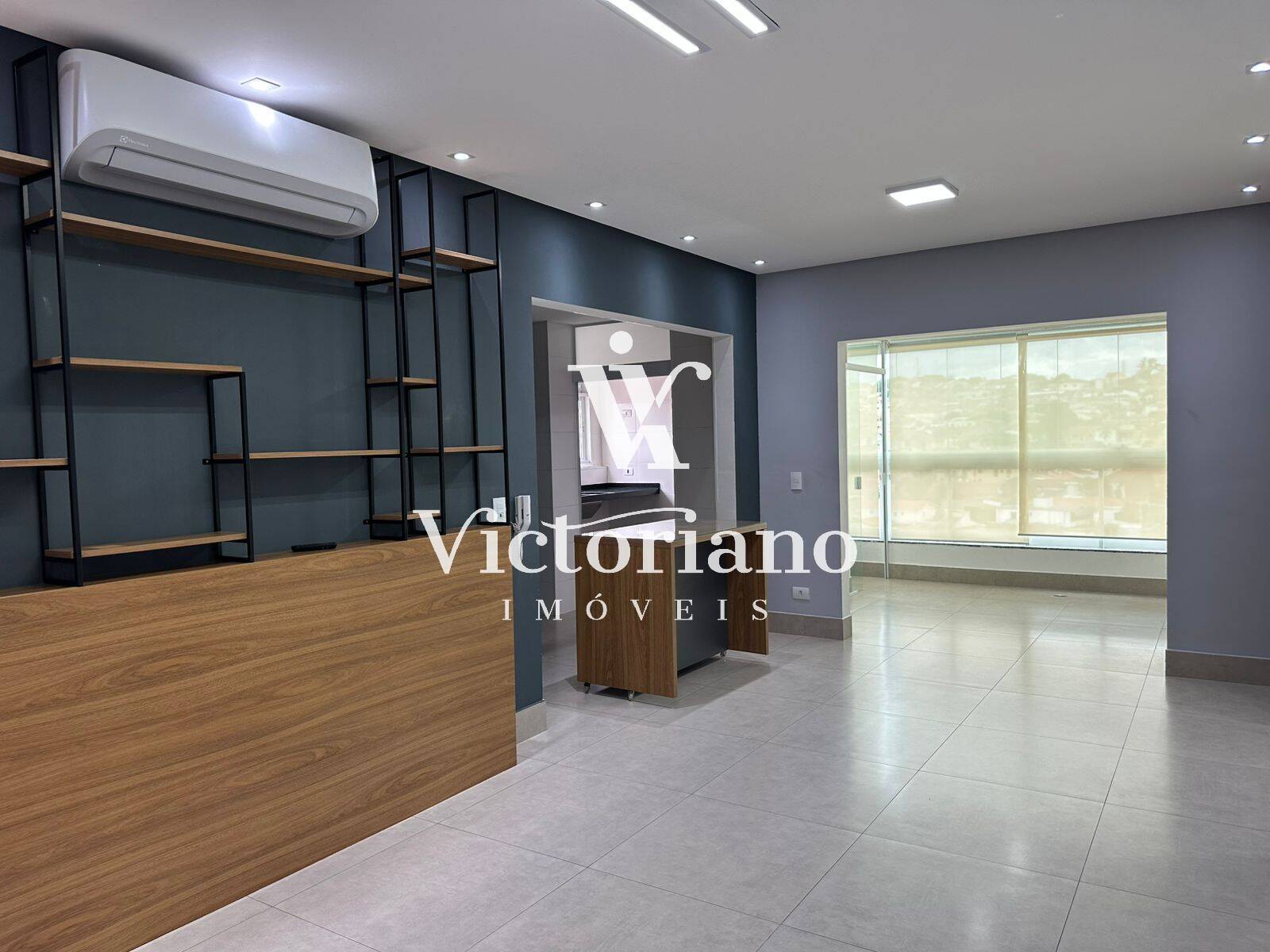 Apartamento à venda com 3 quartos, 93m² - Foto 1