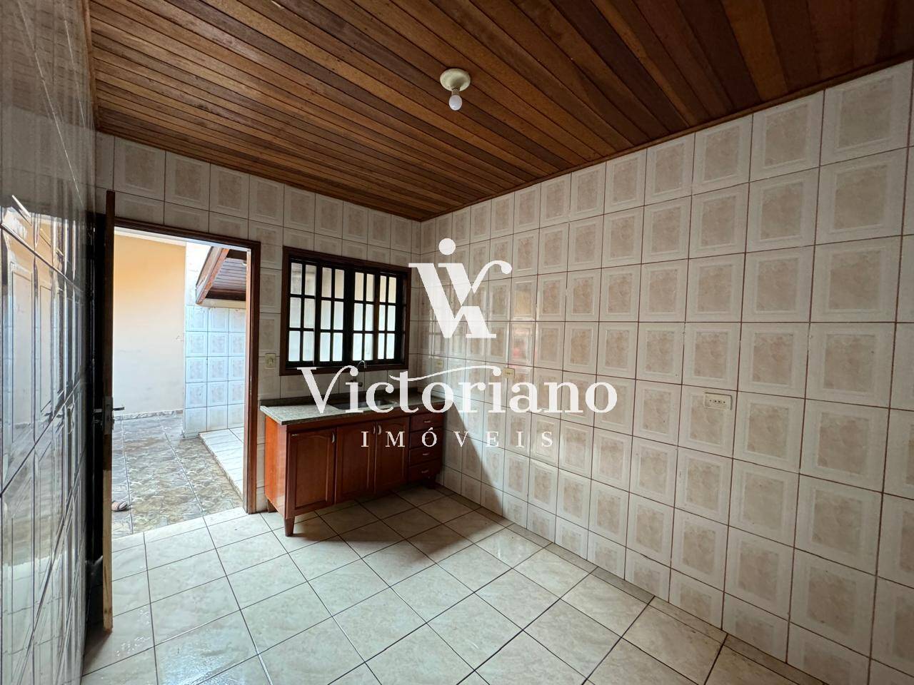 Casa à venda com 6 quartos, 280m² - Foto 7