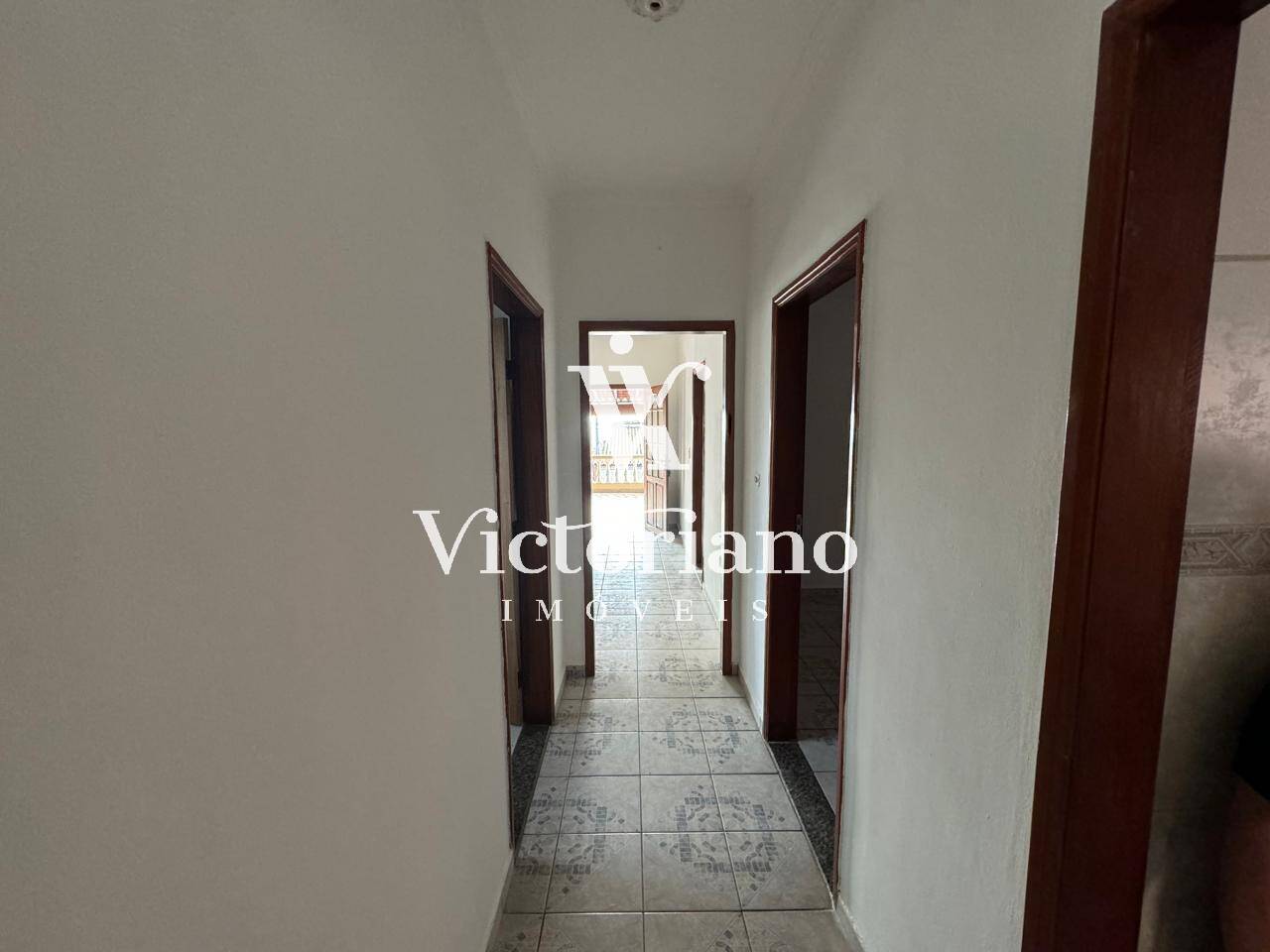 Casa à venda com 6 quartos, 280m² - Foto 19