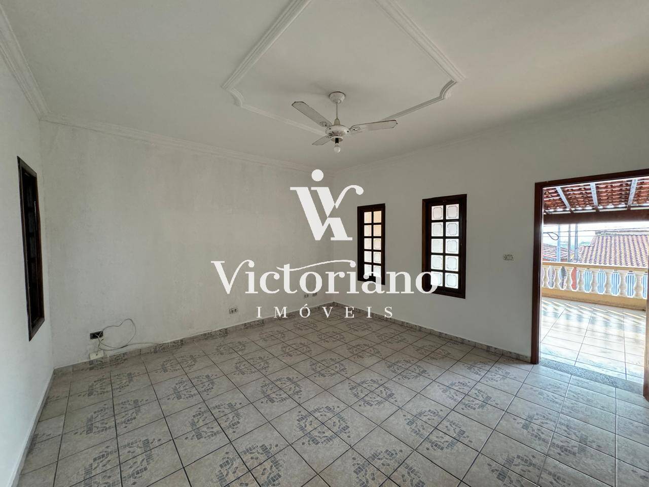 Casa à venda com 6 quartos, 280m² - Foto 24