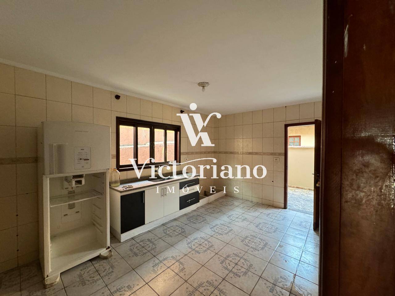 Casa à venda com 6 quartos, 280m² - Foto 26