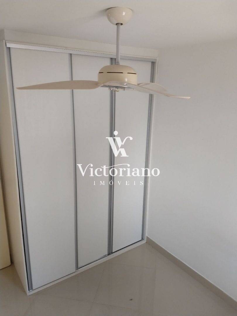 Apartamento à venda com 2 quartos, 45m² - Foto 3