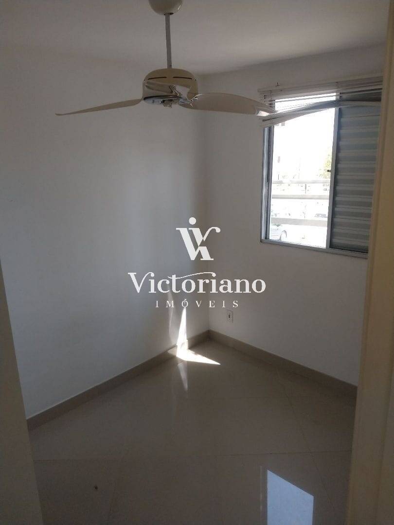 Apartamento à venda com 2 quartos, 45m² - Foto 4