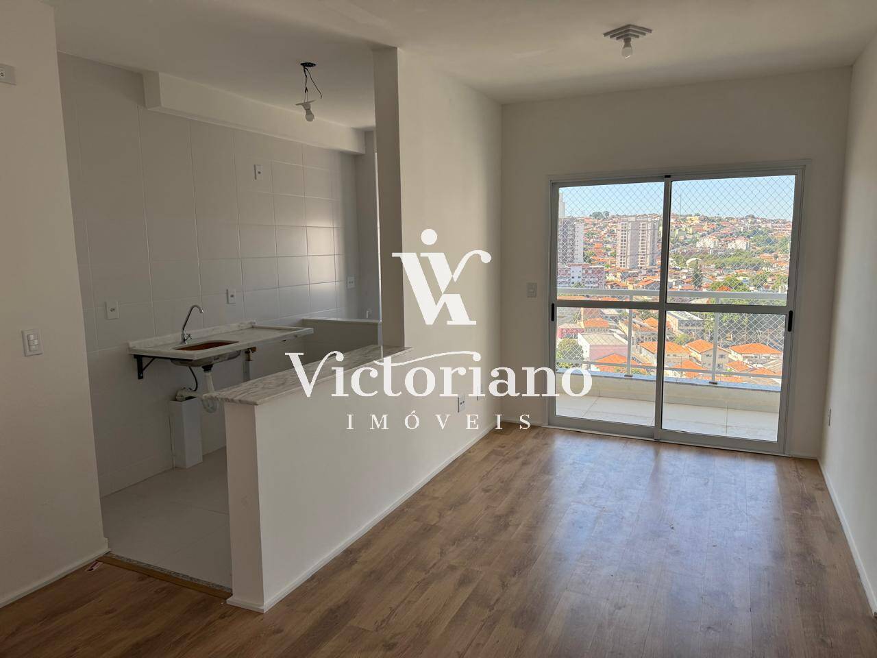 Apartamento à venda com 3 quartos, 72m² - Foto 1